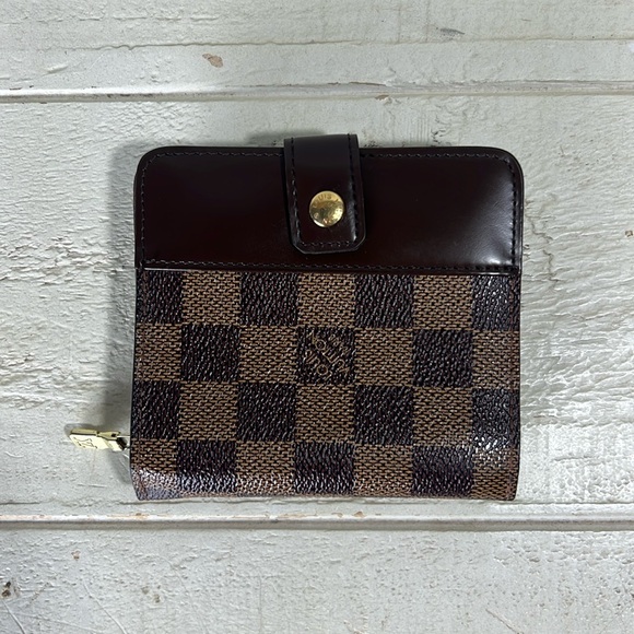 Louis Vuitton Damier Compact Zip Wallet ✅COA Included - Picture 1 of 15